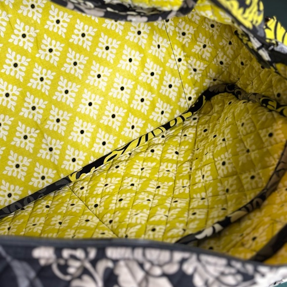 Vera Bradley Large Baroque Travel Duffel Bag (EUC) - Picture 6 of 10